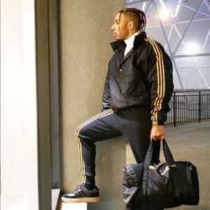 IVY PARK 3- STRIPES PADDED WINDBREAKER